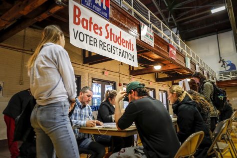 Bates Students register to vote in the 2016 election