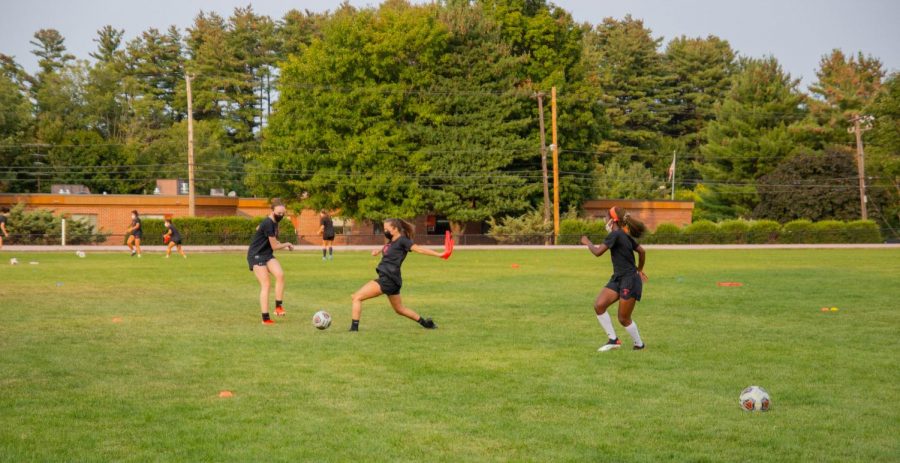 Women’s Soccer was able to modify existing drills to comply with the COVID-19 guidelines.