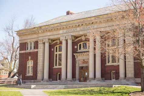 Faculty Debate Race, Power, Privilege and Colonialism Requirement at Monthly Meeting
