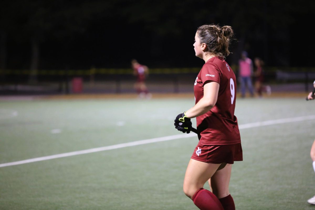 Number 9, Caroline Nowak '28 watches the movement of the ball during the Bates vs. Bowdoin game on Tuesday, Sept. 24.