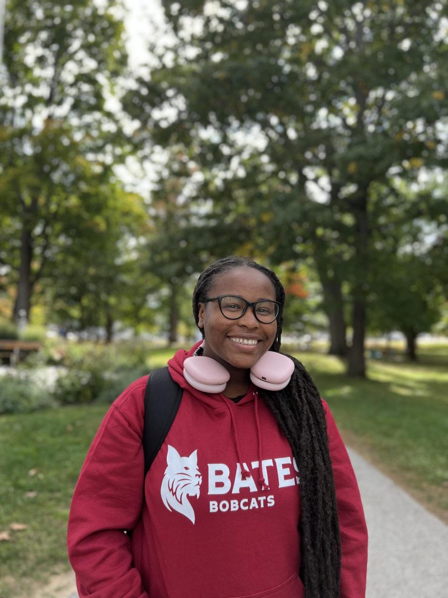 Brooklyn Thompson, 2028, admires Bio professor April Horton's comfortable clothing.